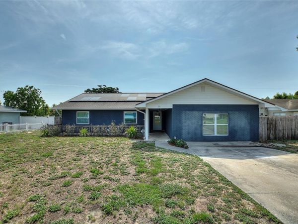 31 LAKE LINK CIRCLE SE, WINTER HAVEN, FL 33884