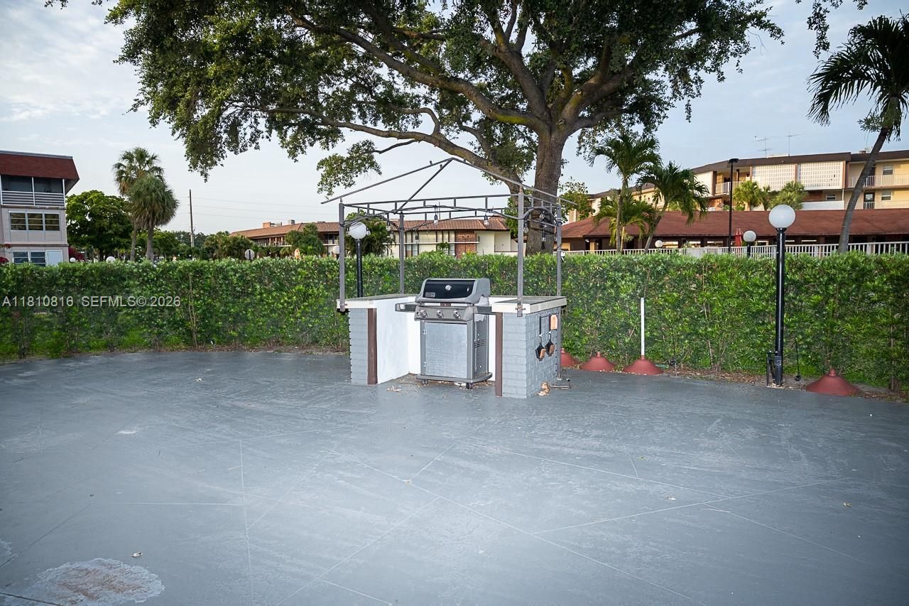 2861 NW 47th Ter, Unit 201A, Lauderdale Lakes, FL 33313 Photo