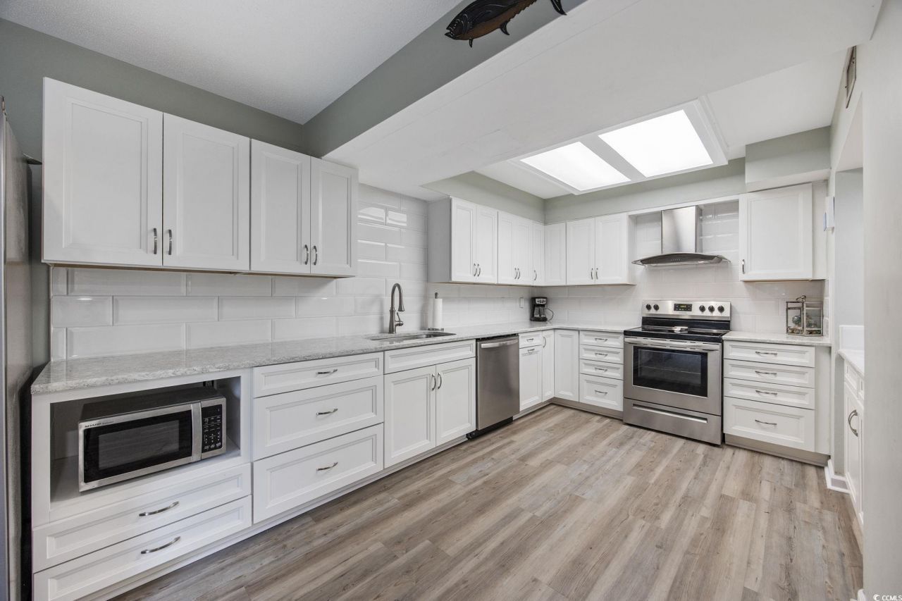 64 Bamboo Loop Photo 12