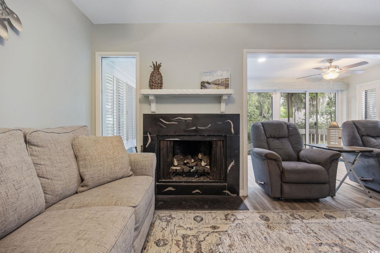 64 Bamboo Loop Photo 18