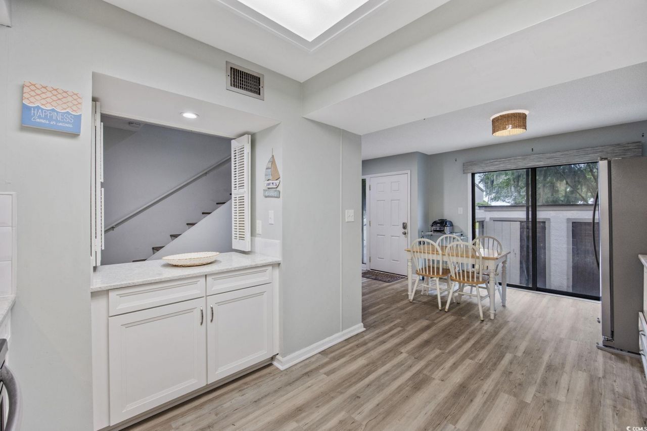 64 Bamboo Loop Photo 9