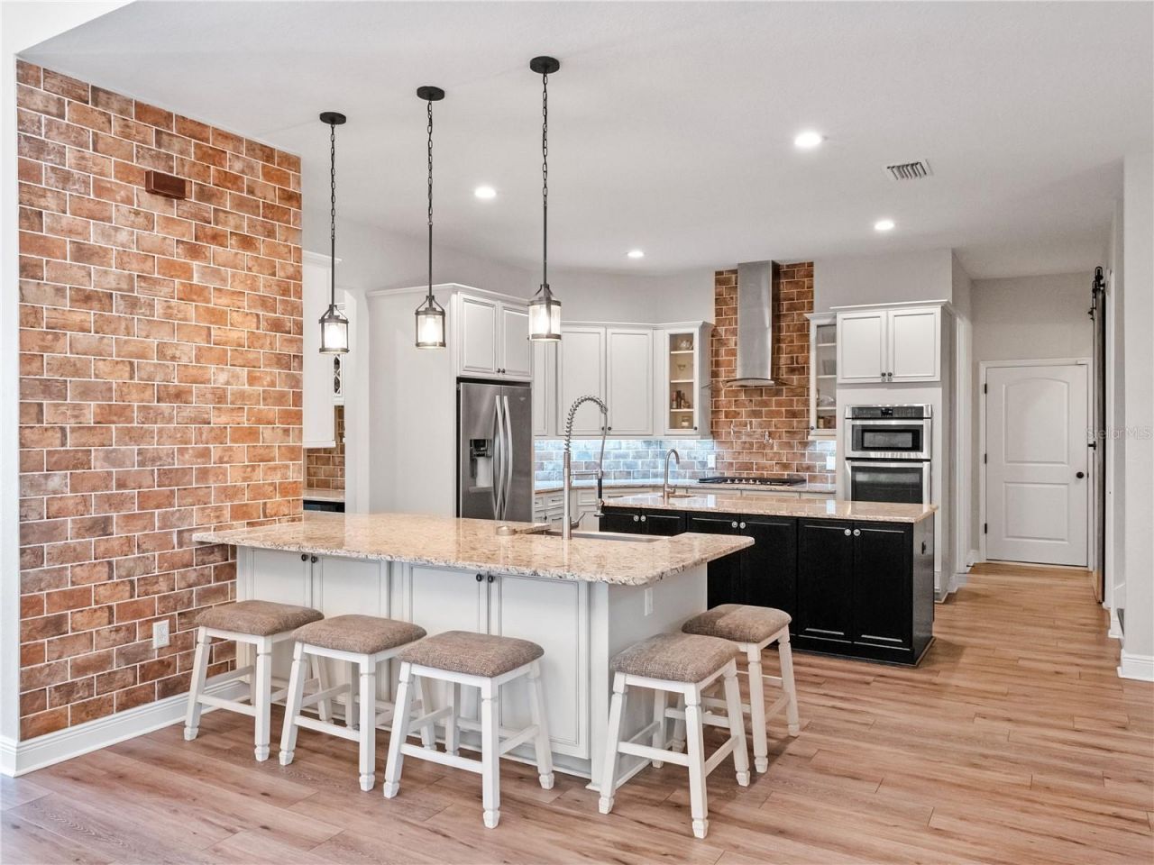 20199 Sweetwood Lane, Clermont, FL 34715 Photo