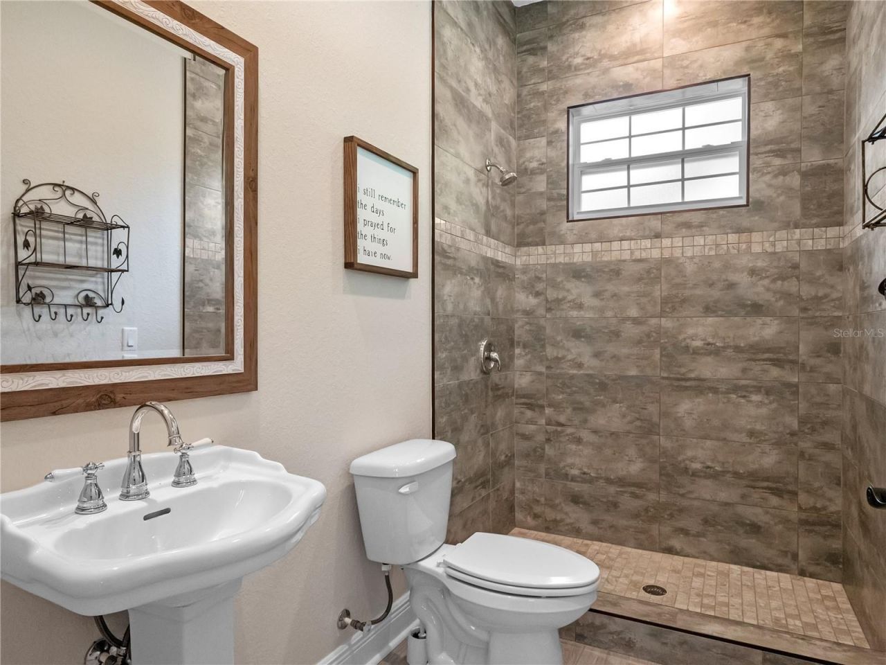 20199 Sweetwood Lane, Clermont, FL 34715 Photo