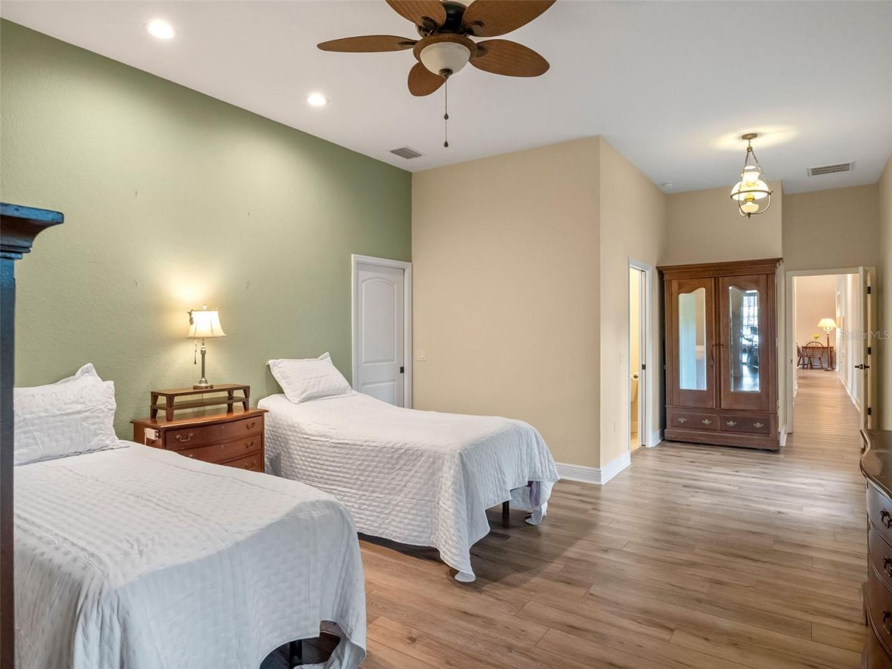 20199 Sweetwood Lane, Clermont, FL 34715 Photo