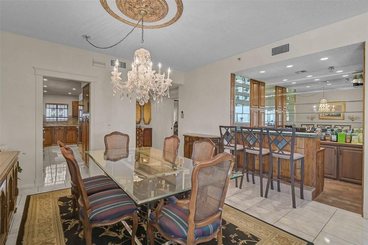 1100 Benjamin Franklin Drive, Unit 802, Sarasota, FL 34236 Photo