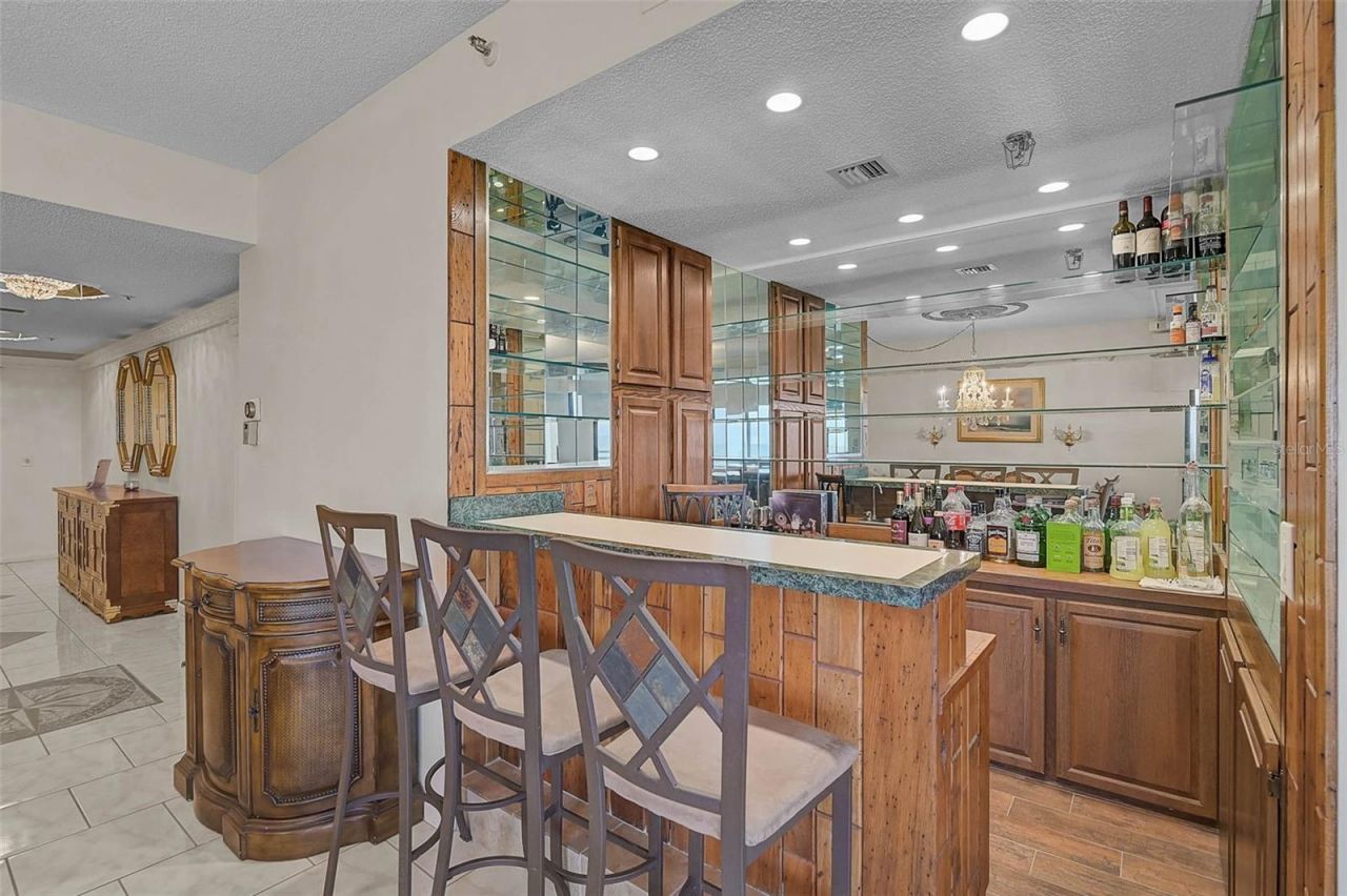 1100 Benjamin Franklin Drive, Unit 802, Sarasota, FL 34236 Photo