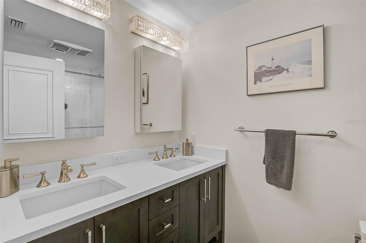 1100 Benjamin Franklin Drive, Unit 802, Sarasota, FL 34236 Photo