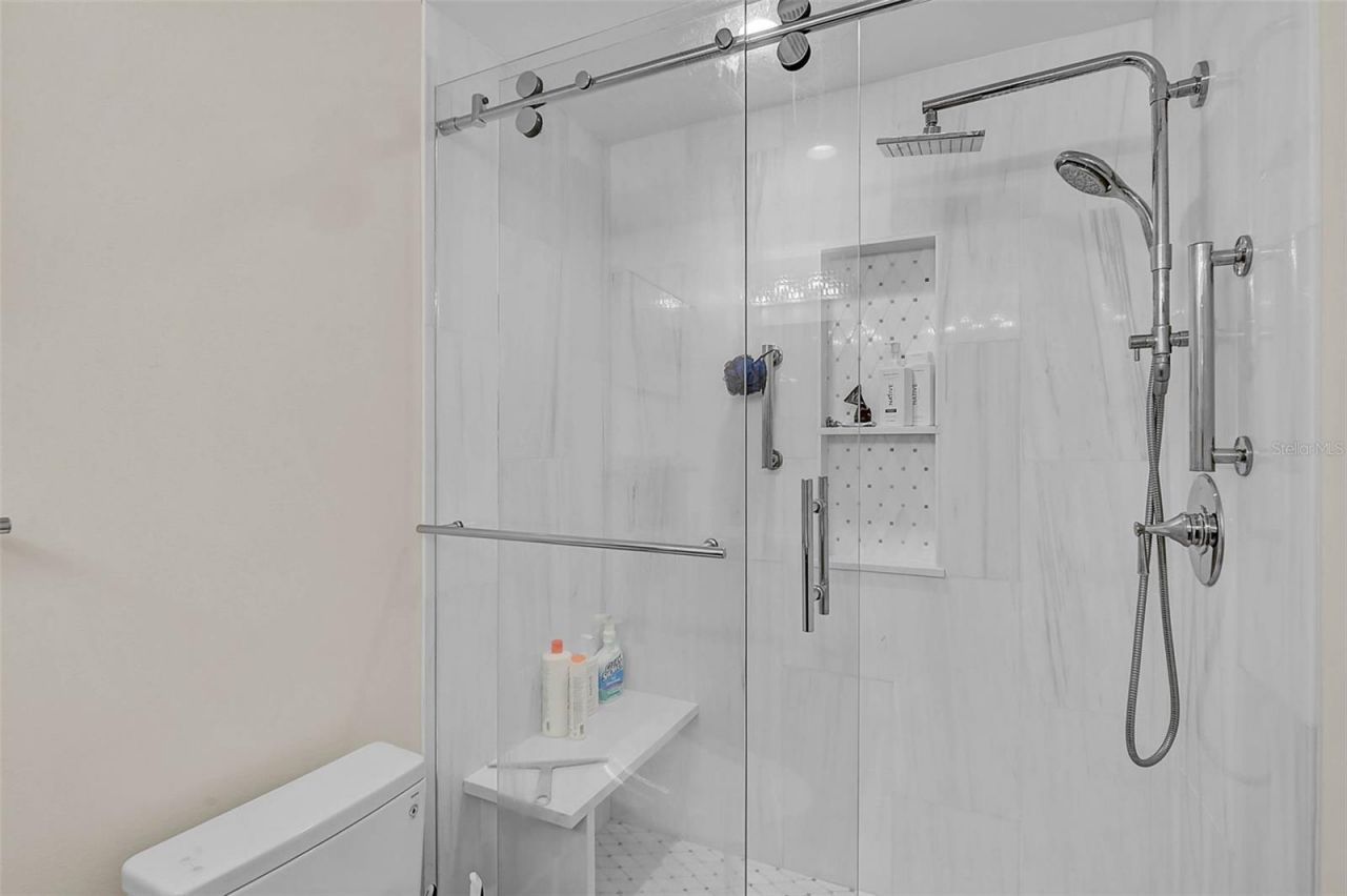 1100 Benjamin Franklin Drive, Unit 802, Sarasota, FL 34236 Photo