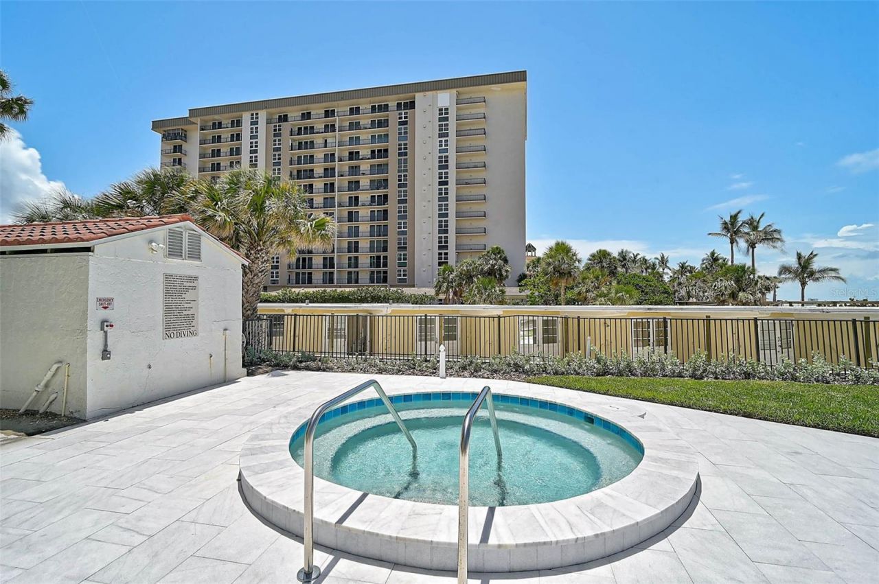1100 Benjamin Franklin Drive, Unit 802, Sarasota, FL 34236 Photo