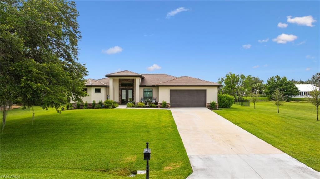 16630 Willow Point Ct, Alva, FL 33920 Photo