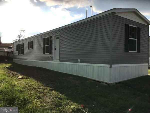 209 JOHNSON DRIVE, FAIRLESS HILLS, PA 19030