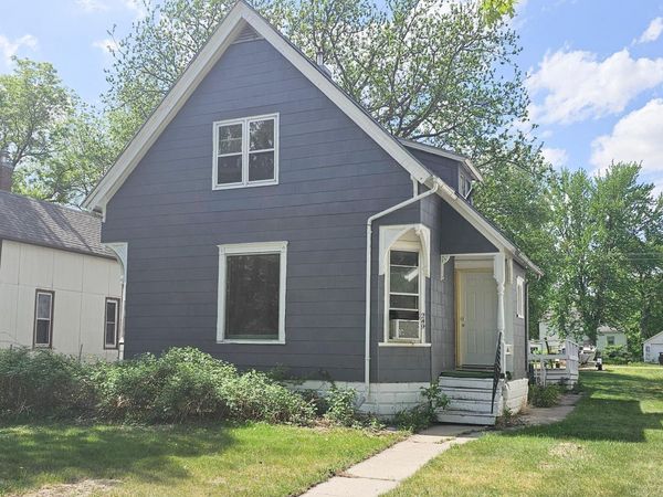 249 Hollett Street, Tracy, MN 56175