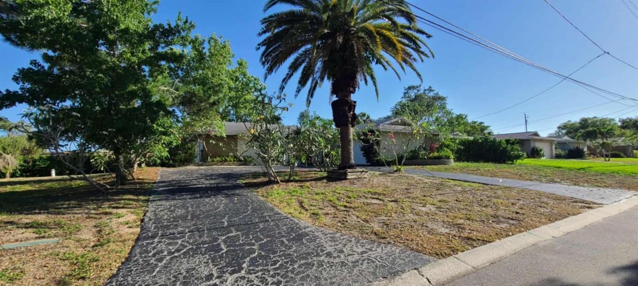 3717 Mckay Creek Drive, Largo, FL 33770 Photo