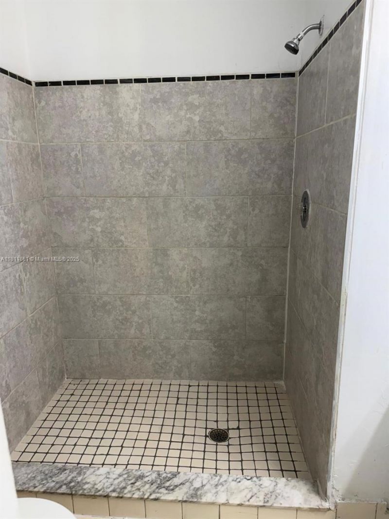 6023 10th Ave N, Unit 215, Greenacres, FL 33463 Photo