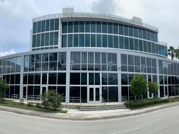 10450 NW 33rd St, Unit 309, Doral, FL 33172