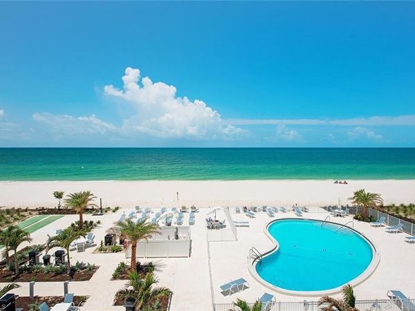 3443 Gulf Shore Blvd N, Unit 409, NAPLES, Fl 34103