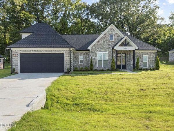 7684 Ridgefield Drive, Horn Lake, MS 38637