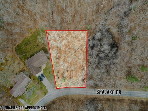 2029 Shalako Dr, Crossville, TN 38572