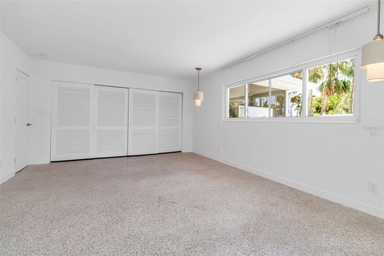 130 N Adams Drive, Sarasota, FL 34236 Photo