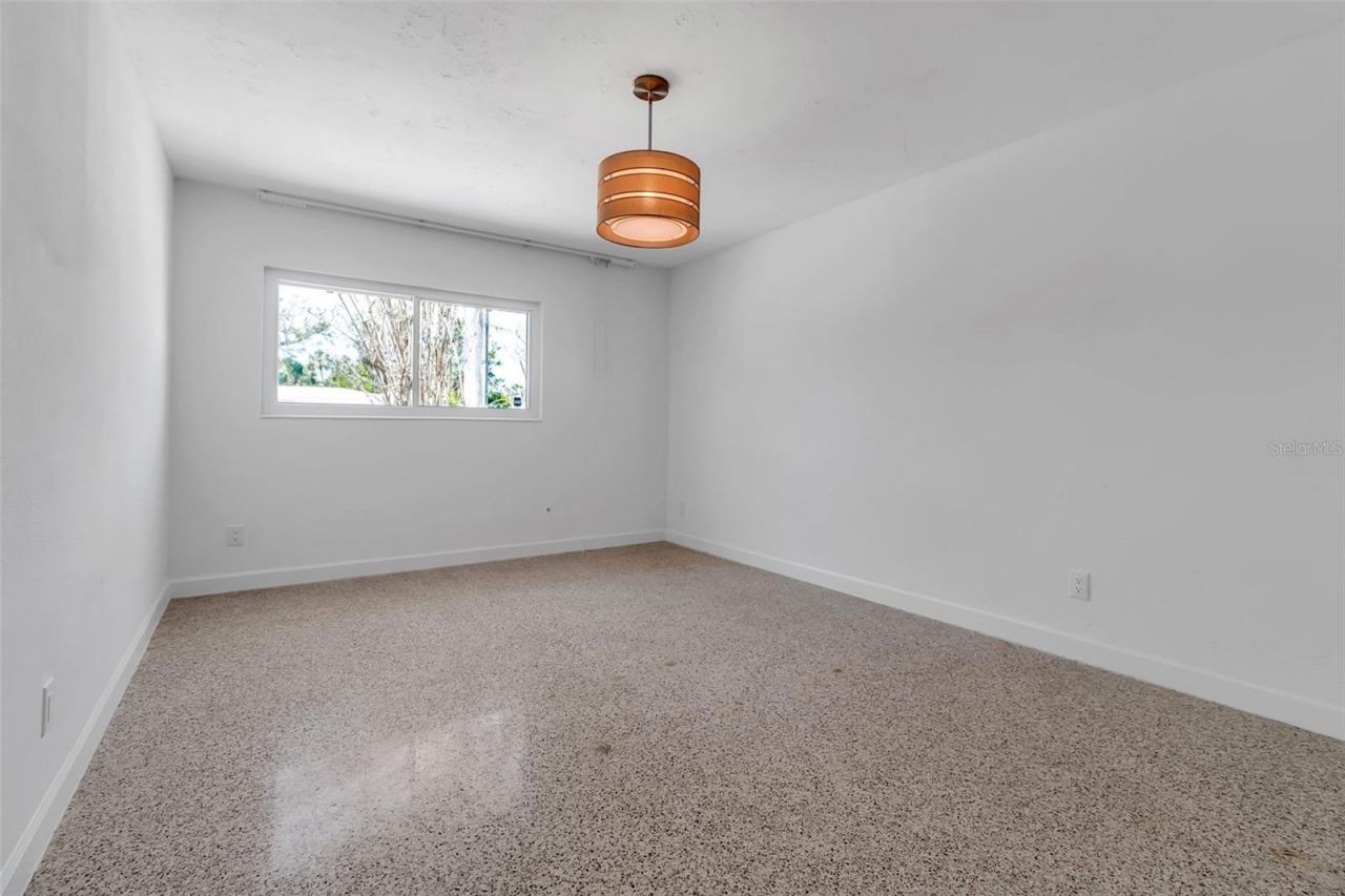 130 N Adams Drive, Sarasota, FL 34236 Photo