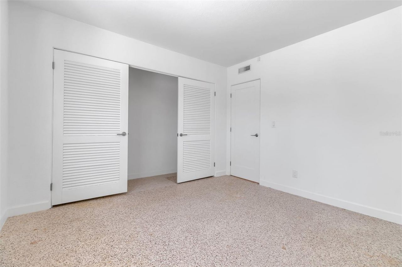 130 N Adams Drive, Sarasota, FL 34236 Photo