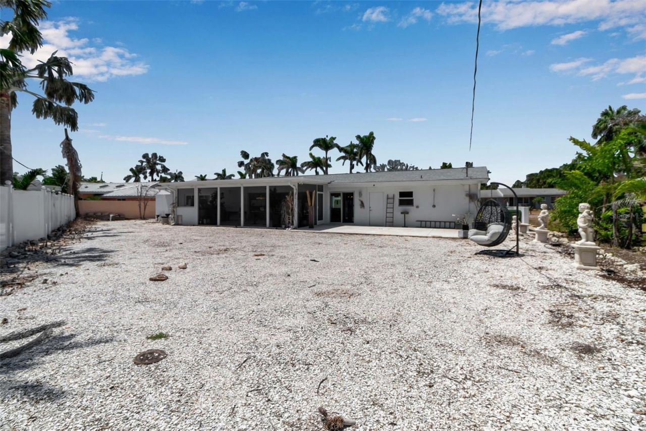 130 N Adams Drive, Sarasota, FL 34236 Photo