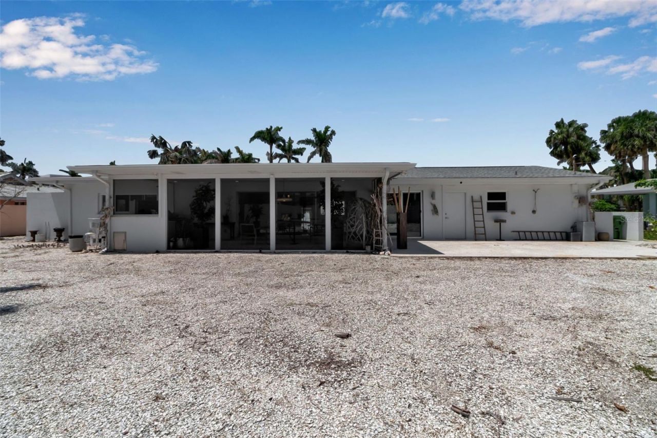 130 N Adams Drive, Sarasota, FL 34236 Photo