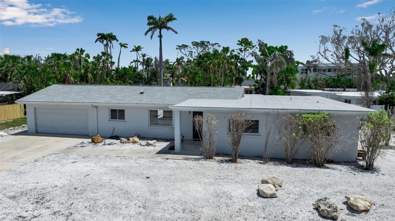 130 N Adams Drive, Sarasota, FL 34236 Photo