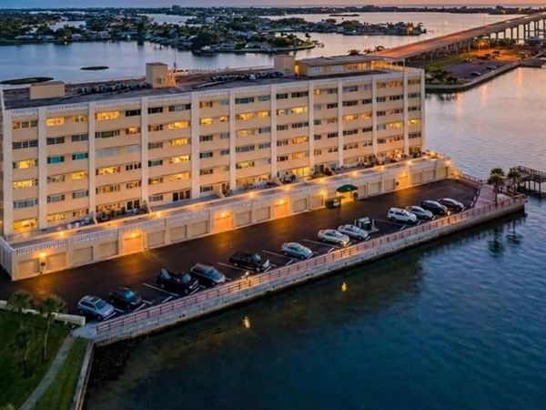 100 BLUFF VIEW DRIVE, Unit 514C, BELLEAIR BLUFFS, FL 33770