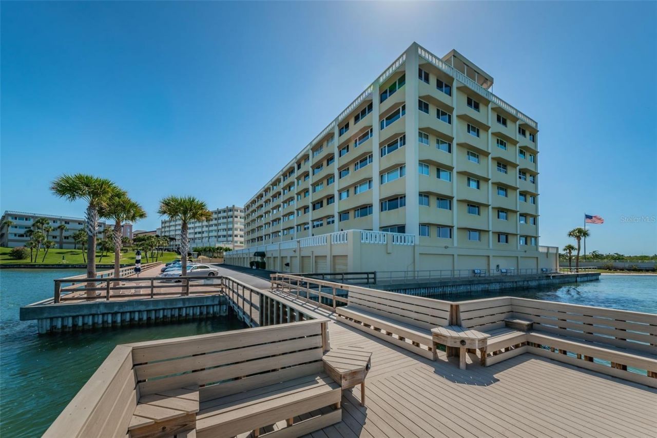 100 Bluff View Drive, Unit 514C, Belleair Bluffs, FL 33770 Photo