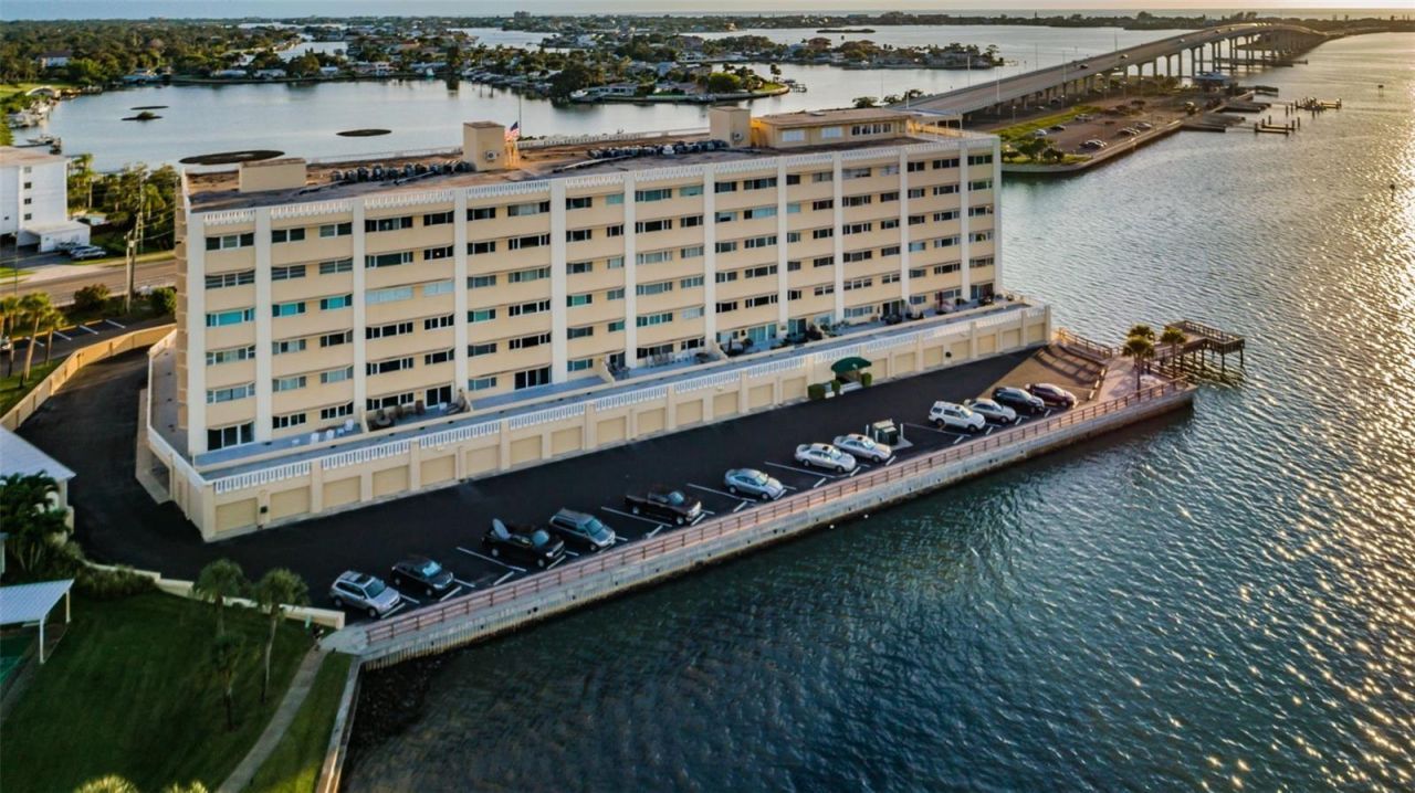 100 Bluff View Drive, Unit 514C, Belleair Bluffs, FL 33770 Photo