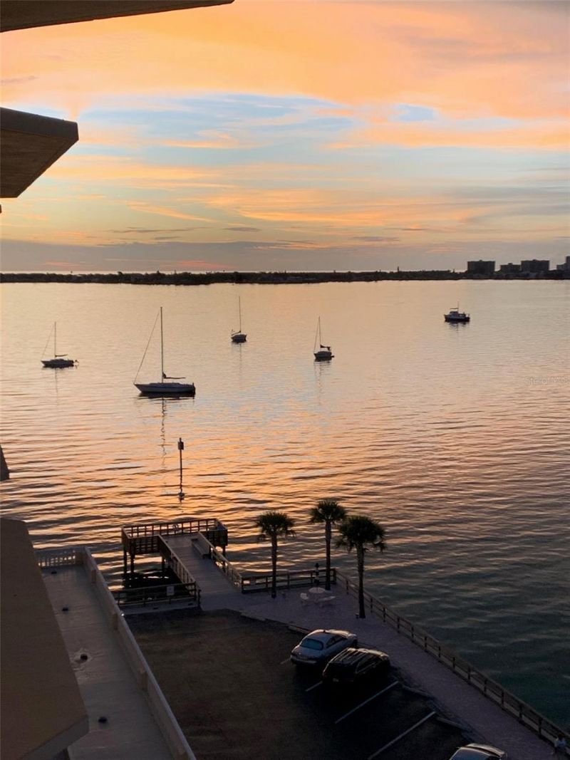 100 Bluff View Drive, Unit 514C, Belleair Bluffs, FL 33770 Photo