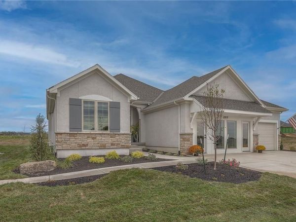 12505 W 138th Place, Overland Park, KS 66221