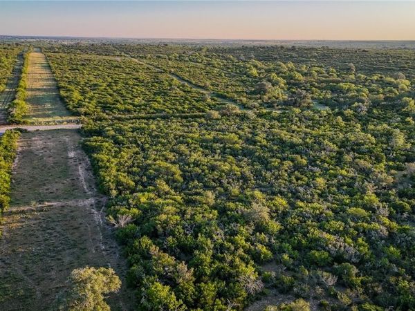 000 County Line Rd # 120, Beeville, TX 78102