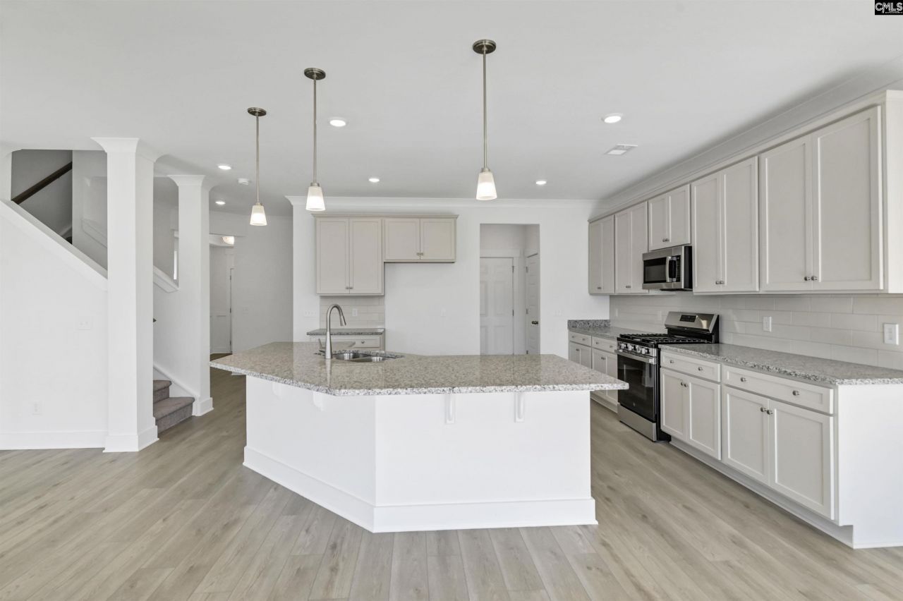 628 Thunder Gulch Avenue Photo 13