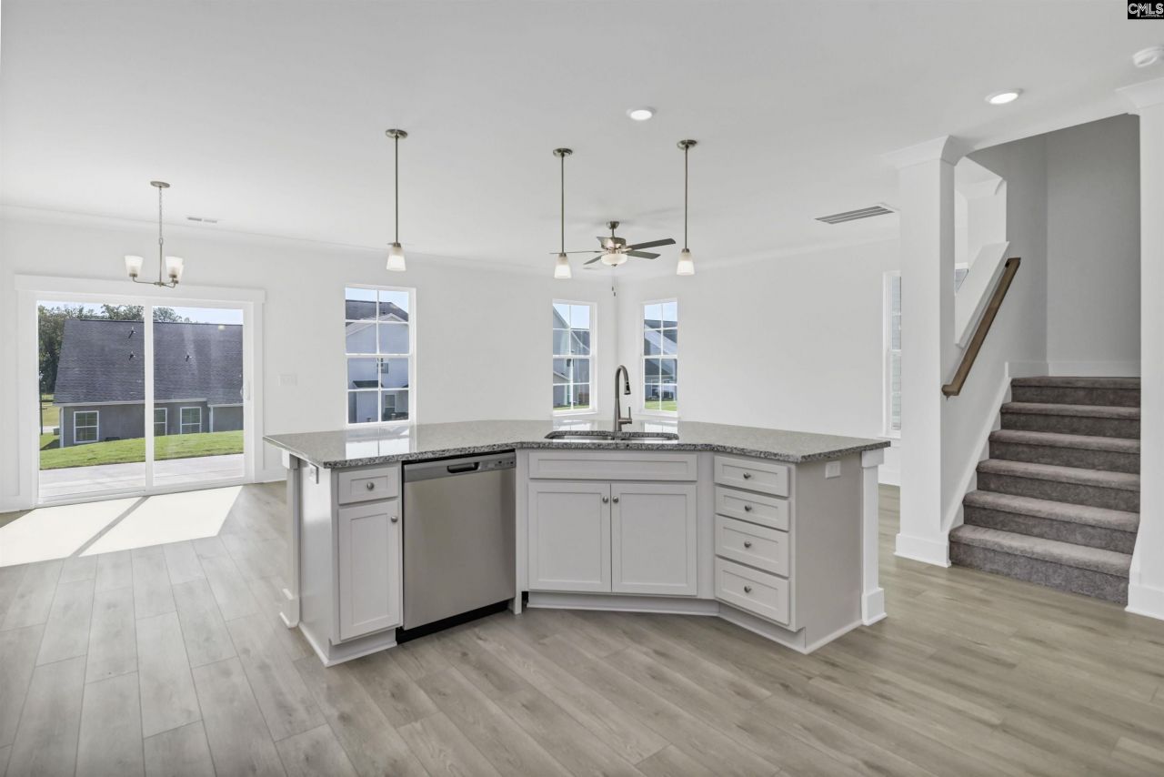 628 Thunder Gulch Avenue Photo 18