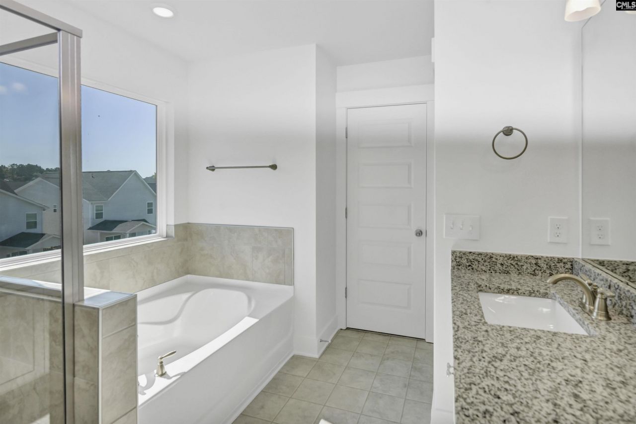 628 Thunder Gulch Avenue Photo 26