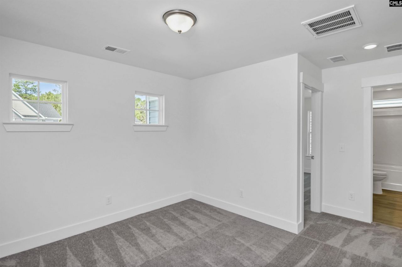 628 Thunder Gulch Avenue Photo 29