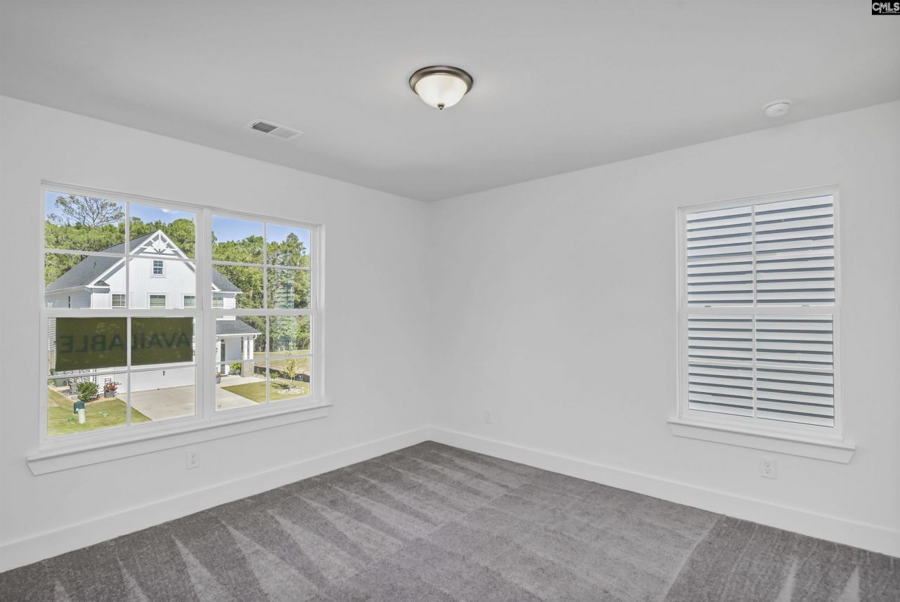 628 Thunder Gulch Avenue Photo 31