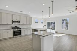 628 Thunder Gulch Avenue photo 4