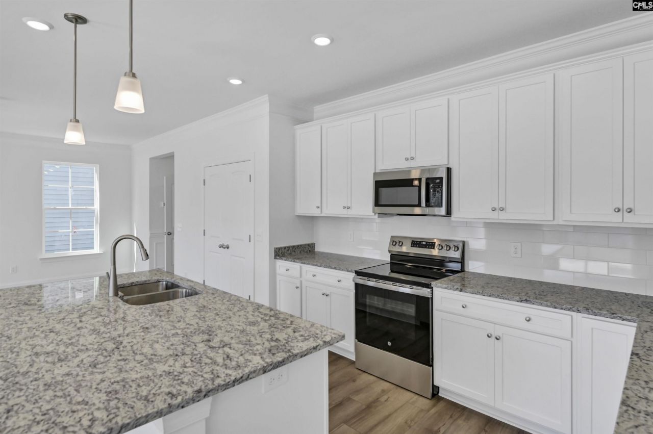 624 Thunder Gulch Avenue Photo 12