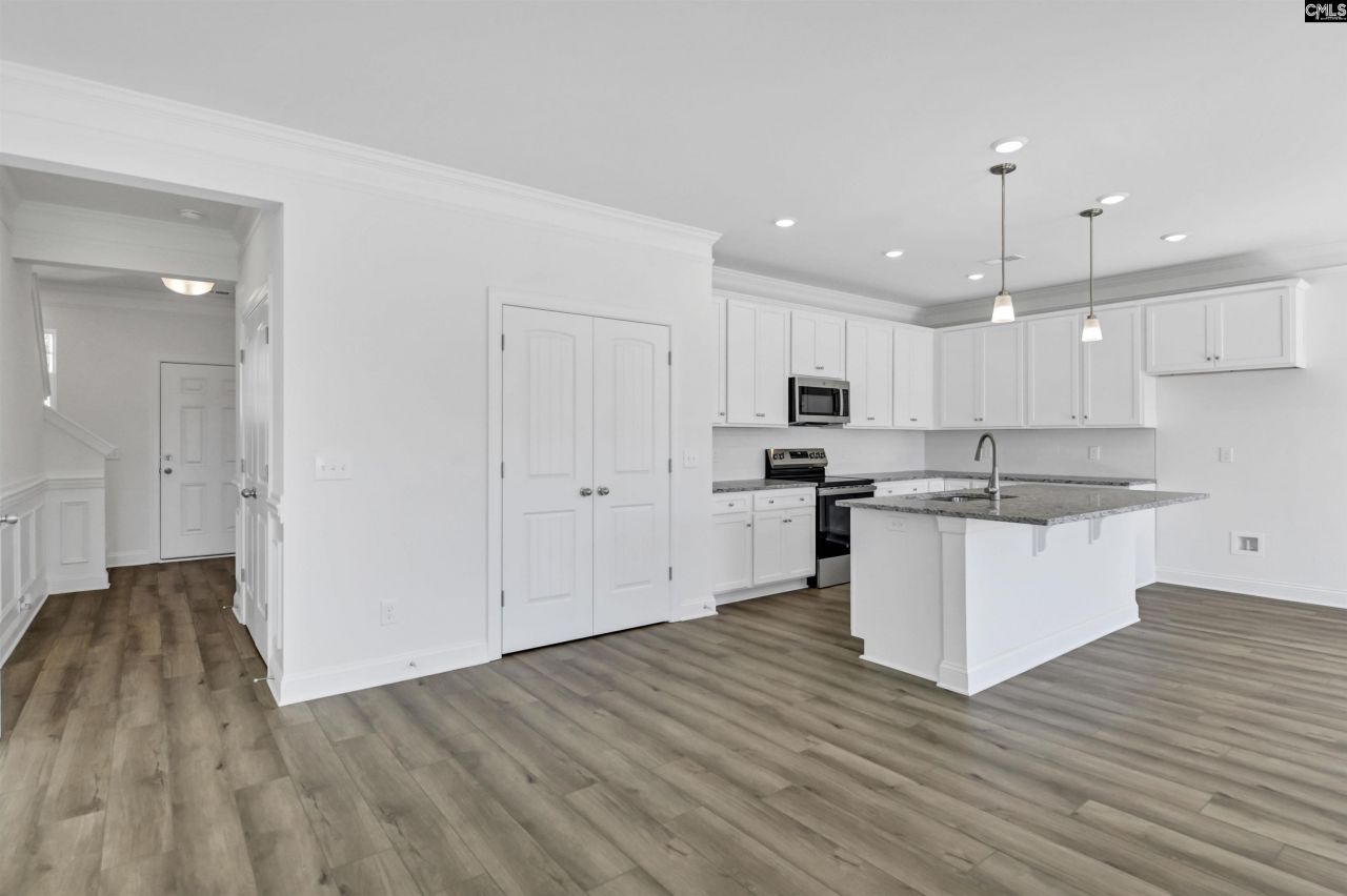 624 Thunder Gulch Avenue Photo 18