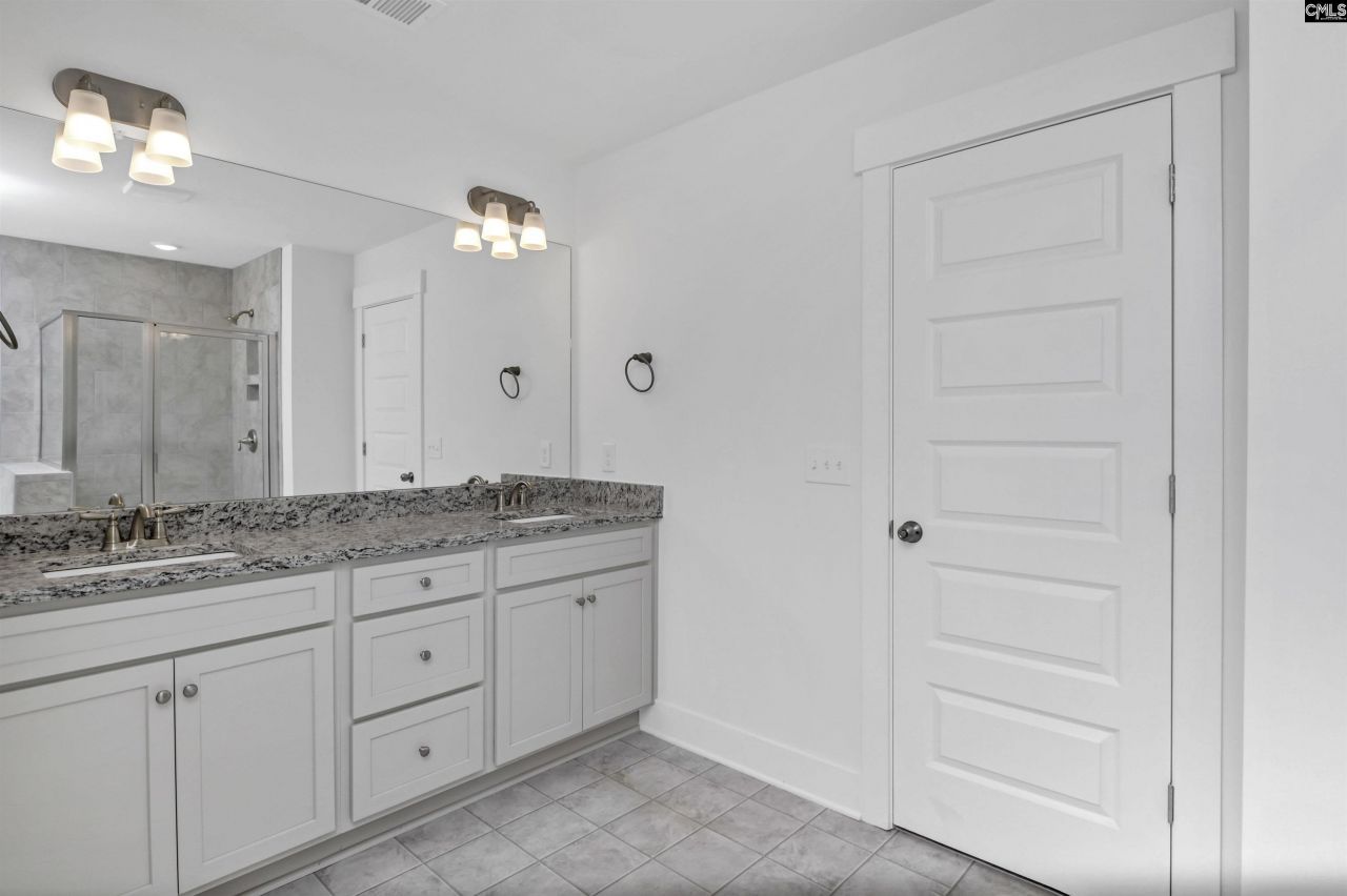 620 Thunder Gulch Avenue Photo 21