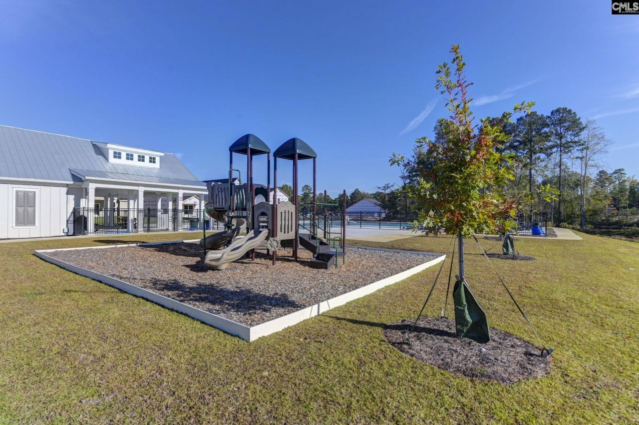 620 Thunder Gulch Avenue Photo 26