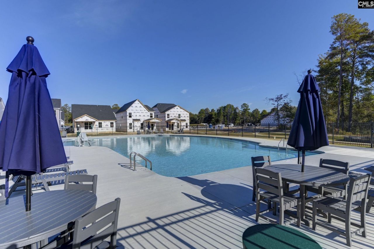 620 Thunder Gulch Avenue Photo 27