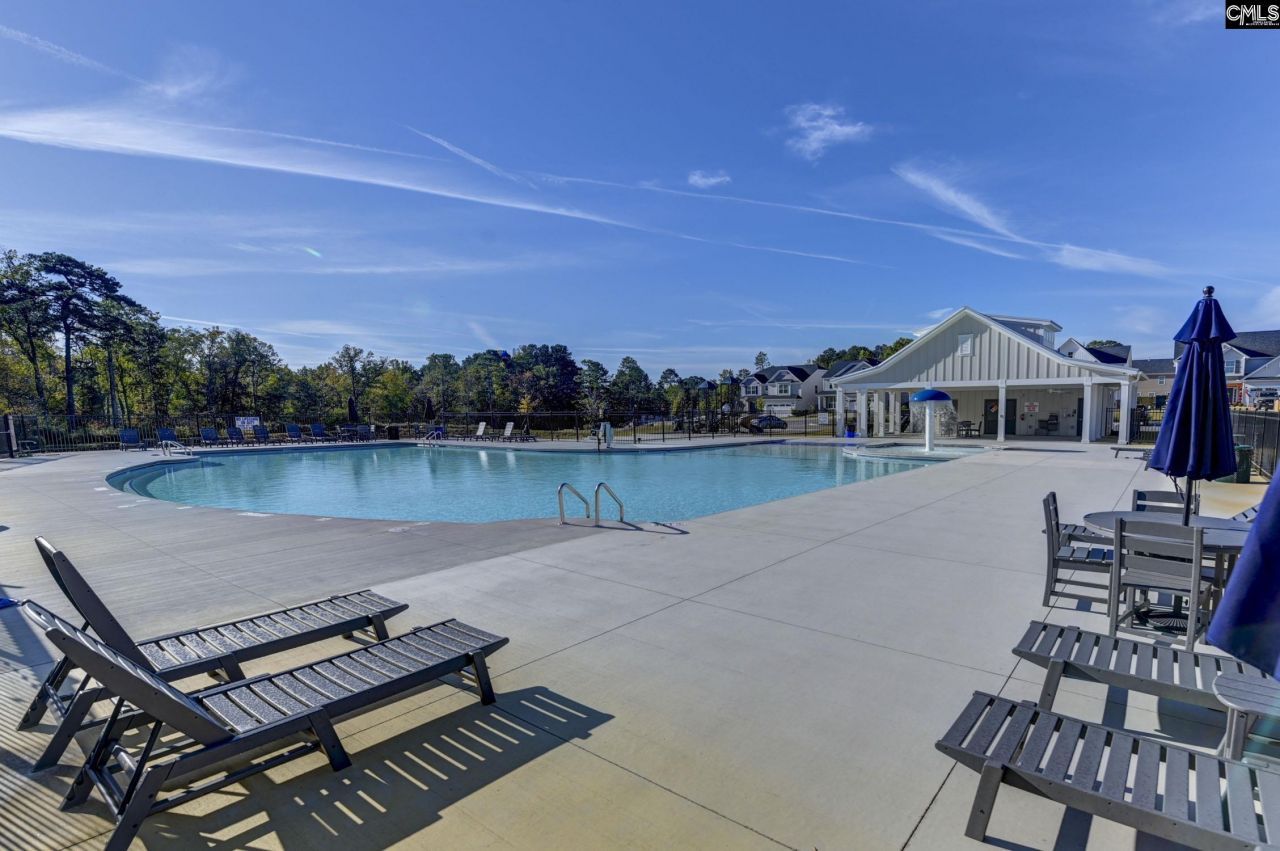 620 Thunder Gulch Avenue Photo 29