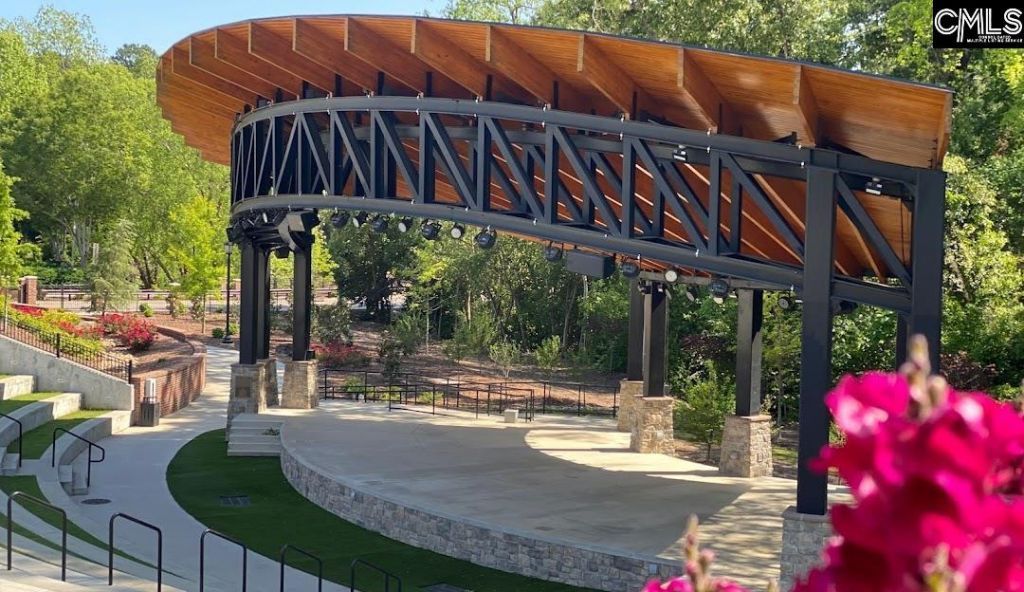 620 Thunder Gulch Avenue Photo 32