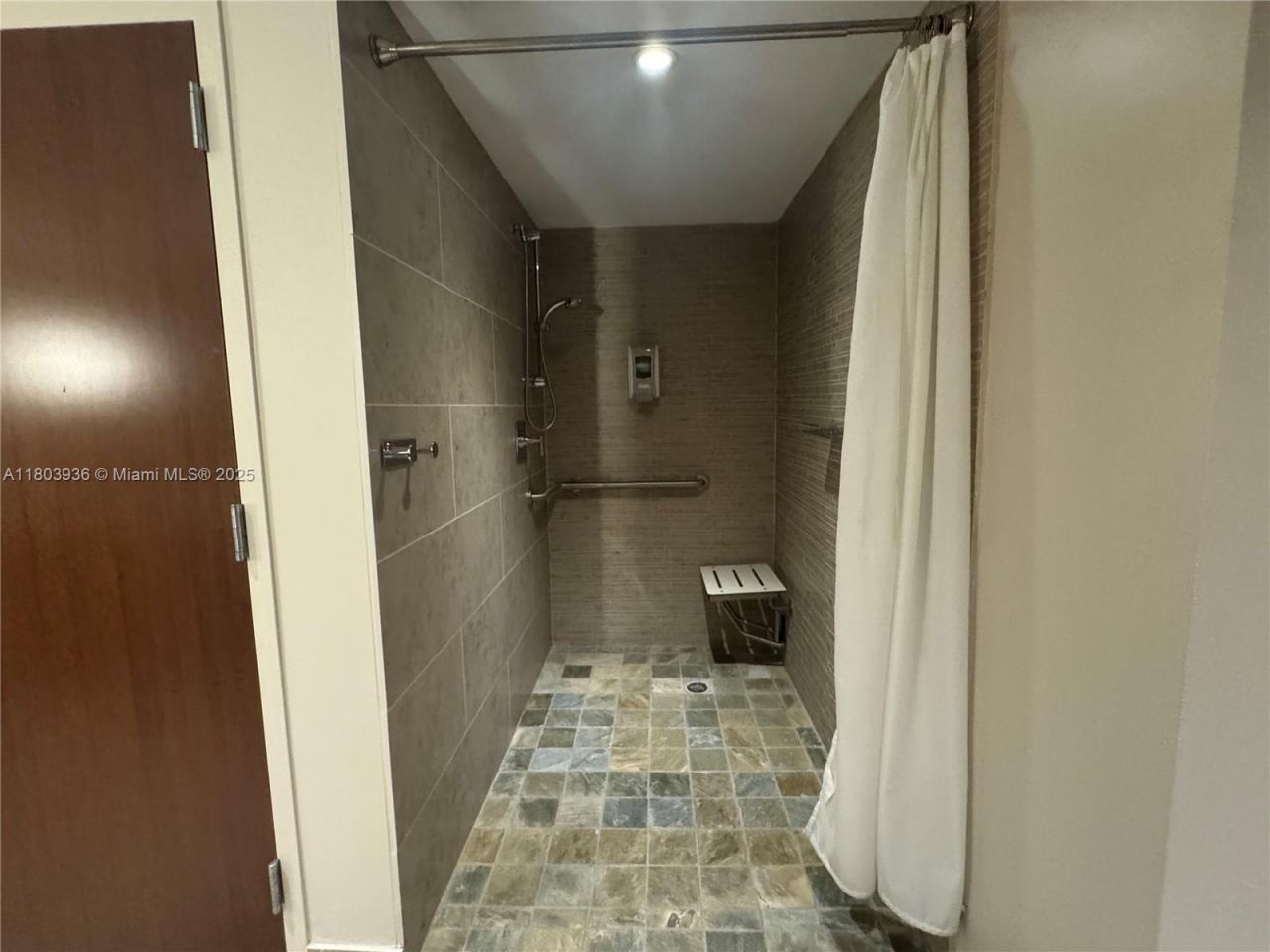 2641 N Flamingo Rd, Unit 1001N, Sunrise, FL 33323 Photo