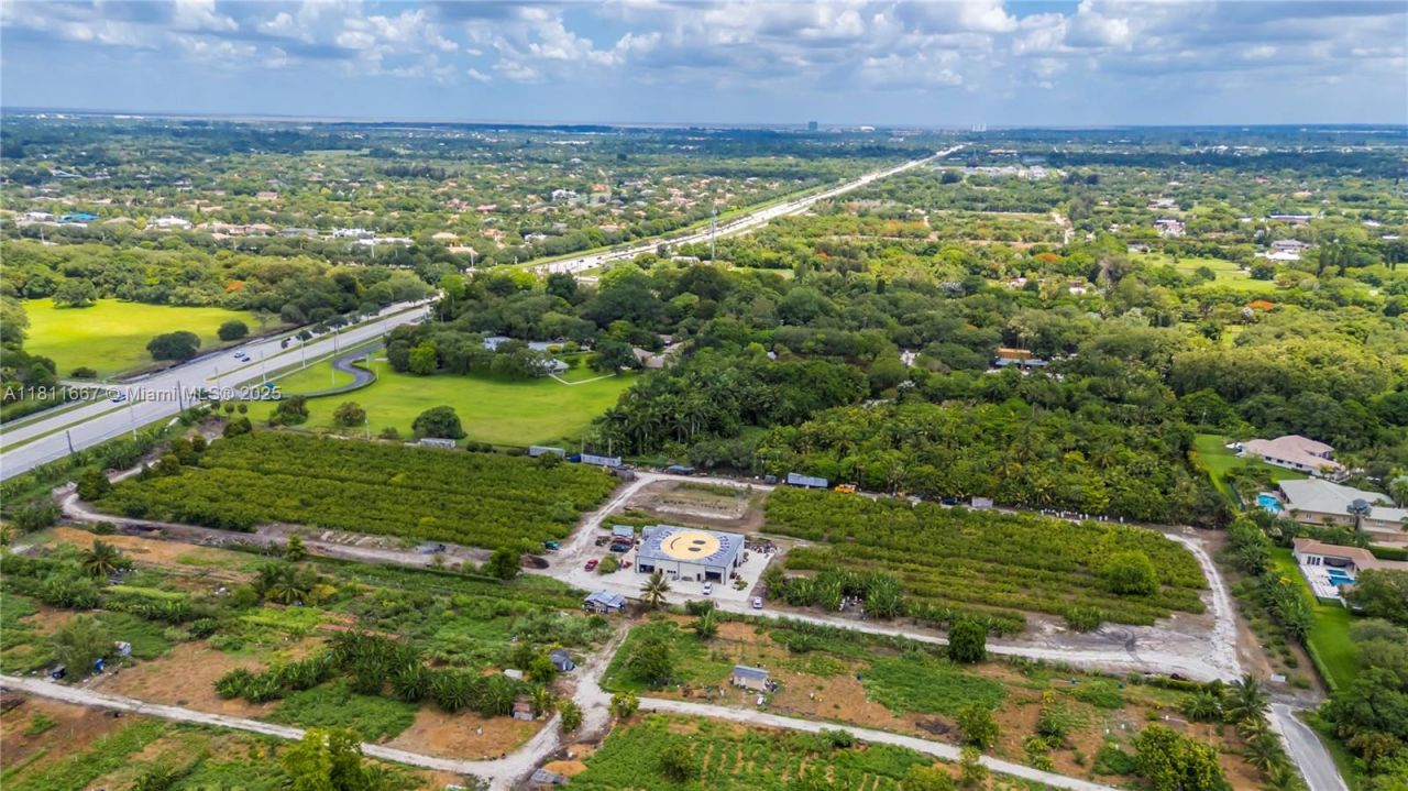 4077 SW 121st Ter, Davie, FL 33330 Photo