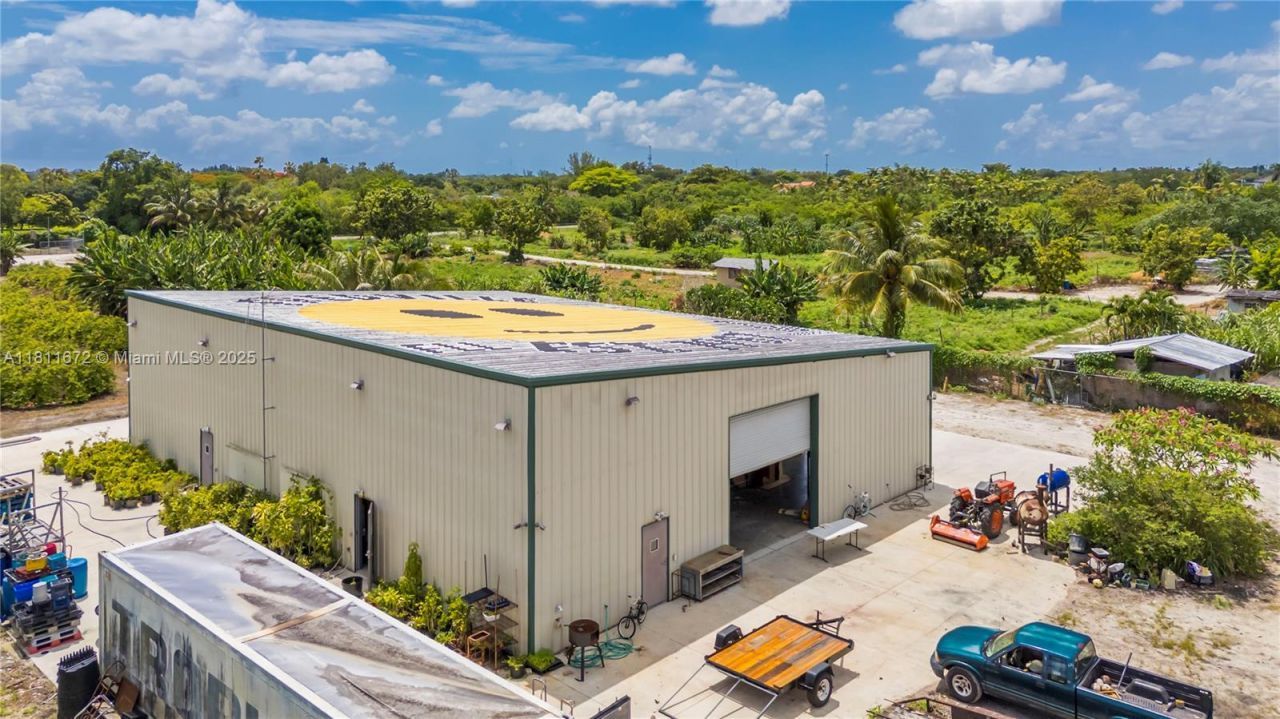 4077 SW 121st Ter, Davie, FL 33330 Photo